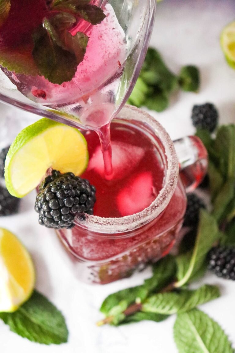 Blackberry Mojito Mocktail: A Fresh & Non-Alcoholic Fizzy